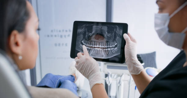 Best Emergency Treatment for Toothache in East Dundee, IL